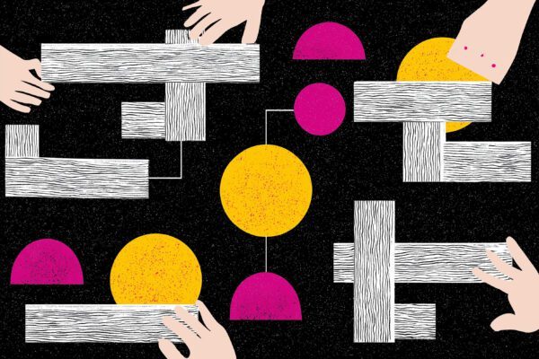 Personalització per històric Il·lustració abstracta de mans connectant blocs de fusta i cercles de colors que representa la personalització basada en l'historial del client